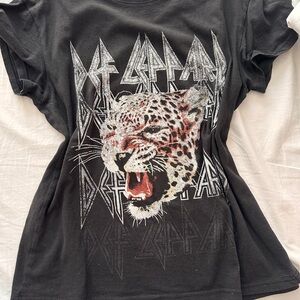 Def Leppard Short Sleeve Tee